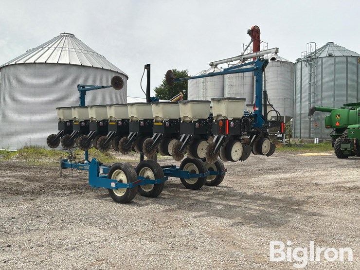 2005-kinze-3500-image-7