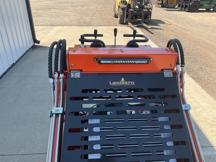 #1050-•-2025-landhero-ldh-t460-mini-skid-steer-image-10