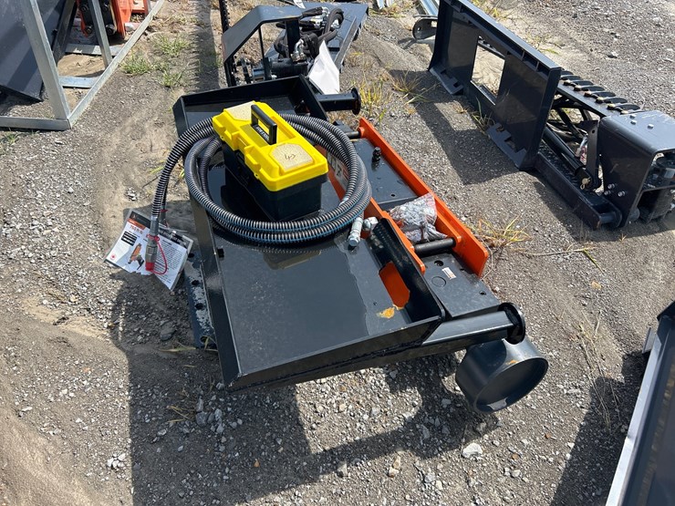 #43-•-skid-steer-post-driver-image-3