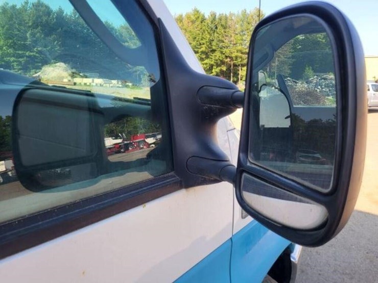2009-ford-e450-image-53
