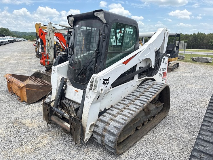 2020-bobcat-t770-image-1