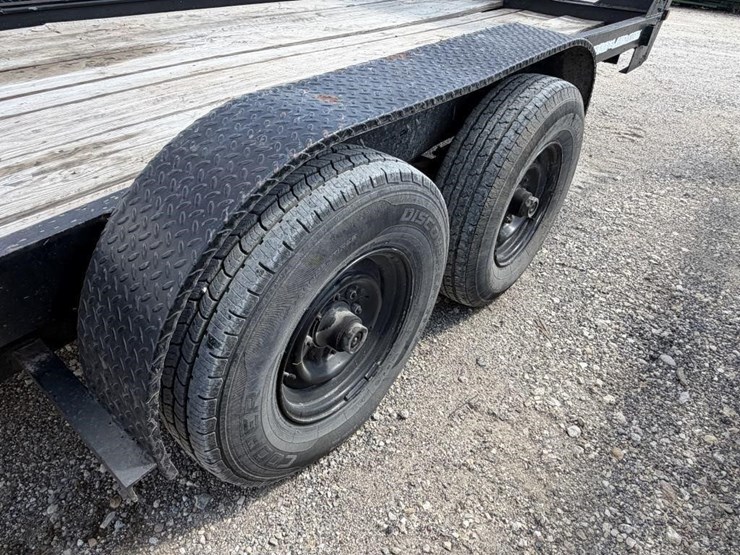 l2--16'-gooseneck-trailer-image-11