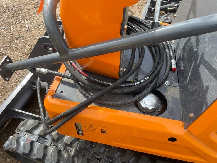 #2014-•-unused-2026-landhonor-mini-excavator-image-8