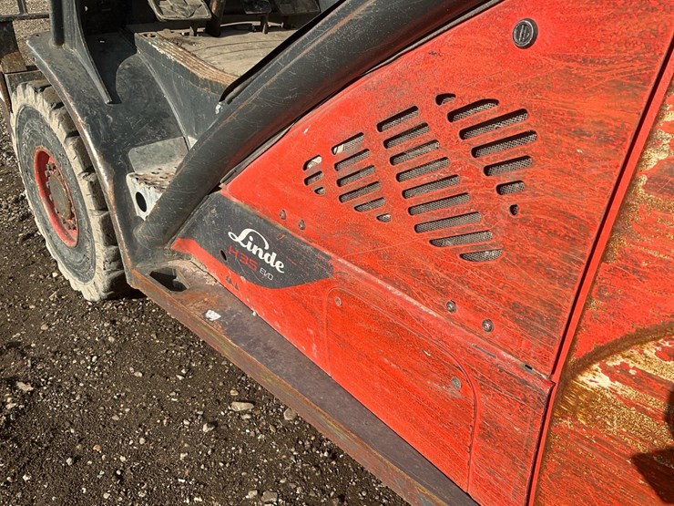 #1351-•-2015-linde-h35-evo-forklift-image-21