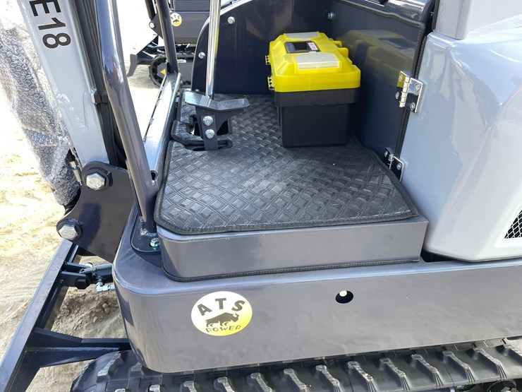 #1107-•-new-ats-me18-mini-excavator-image-11