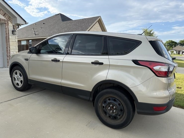 2018-ford-escape-image-2