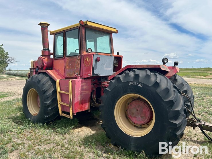 1976-versatile-850-image-7