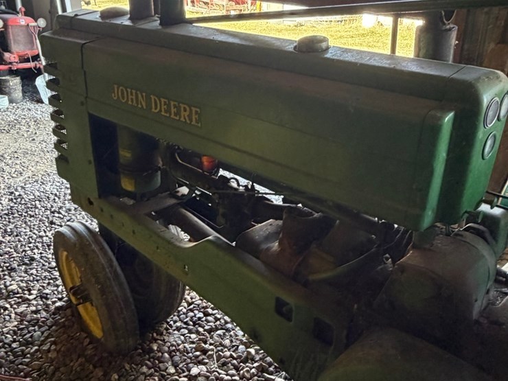 john-deere-b-image-25