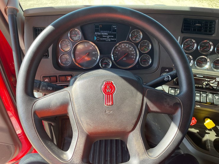 2019-kenworth-t880-image-47