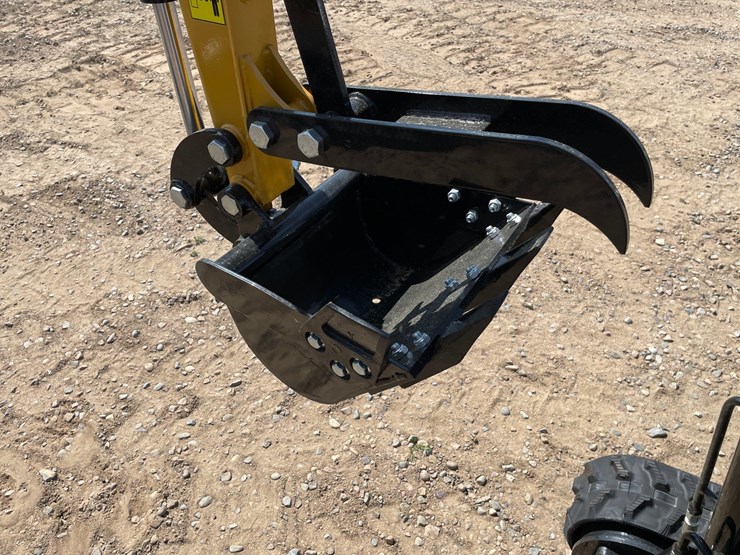 #2047-•-2026-cfg-h13r-mini-excavator-image-10