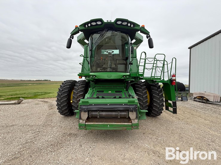 2019-john-deere-s780-image-2