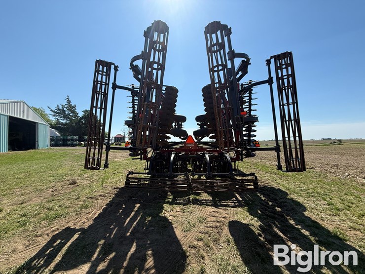 2011-case-ih-330-image-6
