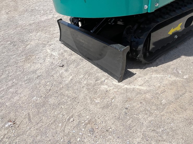 #2657-•-unused-cfg-mini-excavator-image-32