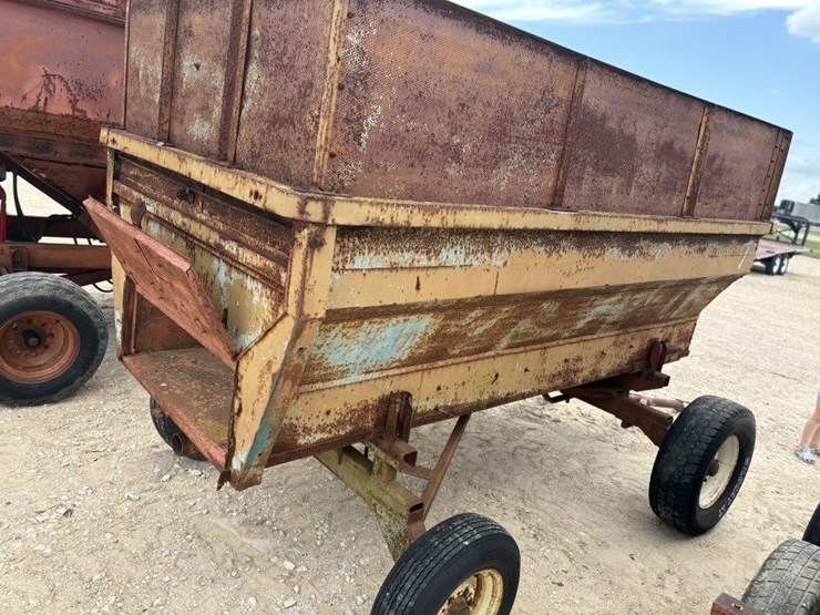 l2---pull-behind-grain-wagon-image-3