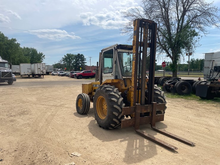 #302-•-liftmaster-rough-terrain-forklift-(boyceville-wi)-image-3