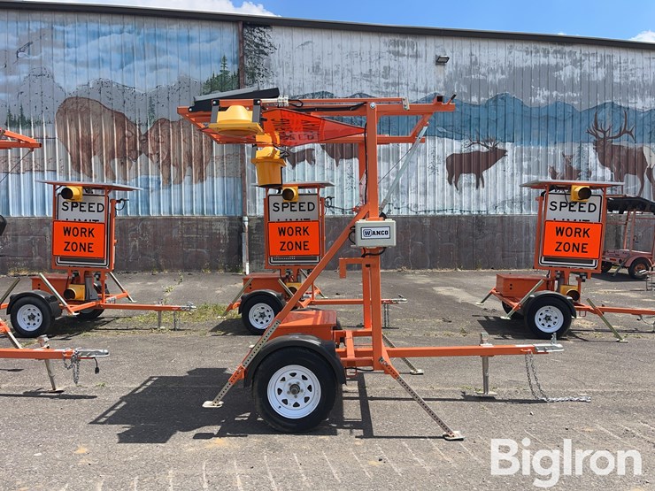 2023-wanco-traffic-control-trailered-caution-sign-image-4