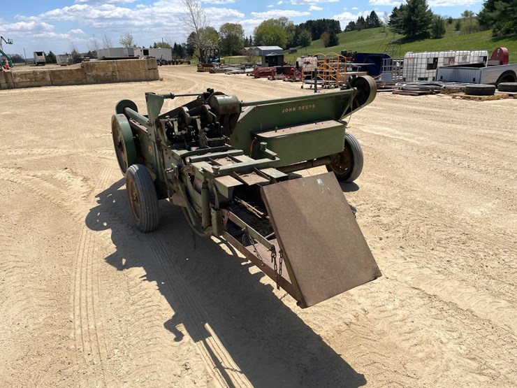 john-deere-14-image-6