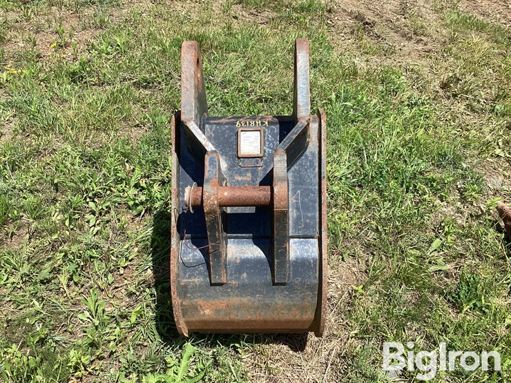 geith-580sn-18"-loader-backhoe-bucket-image-6