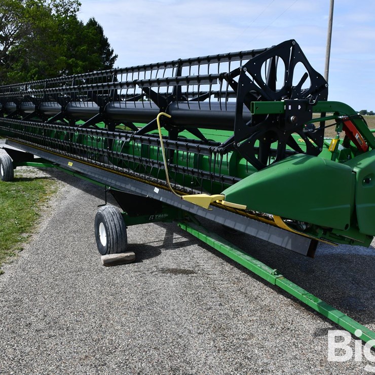 2017 JOHN DEERE 635F