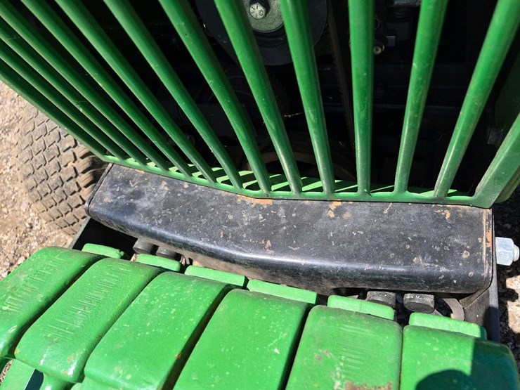 john-deere-420-image-11