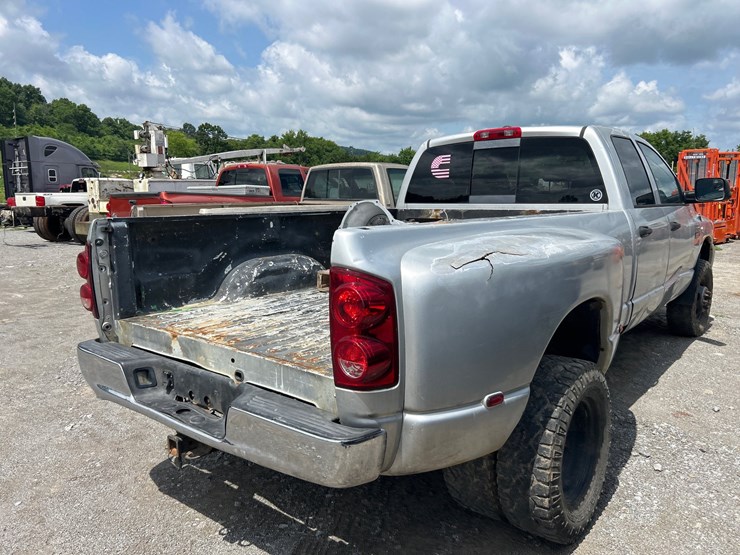 2007-dodge-ram-3500-image-5