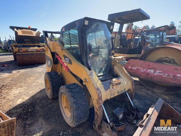 2011-caterpillar-262c-image-3
