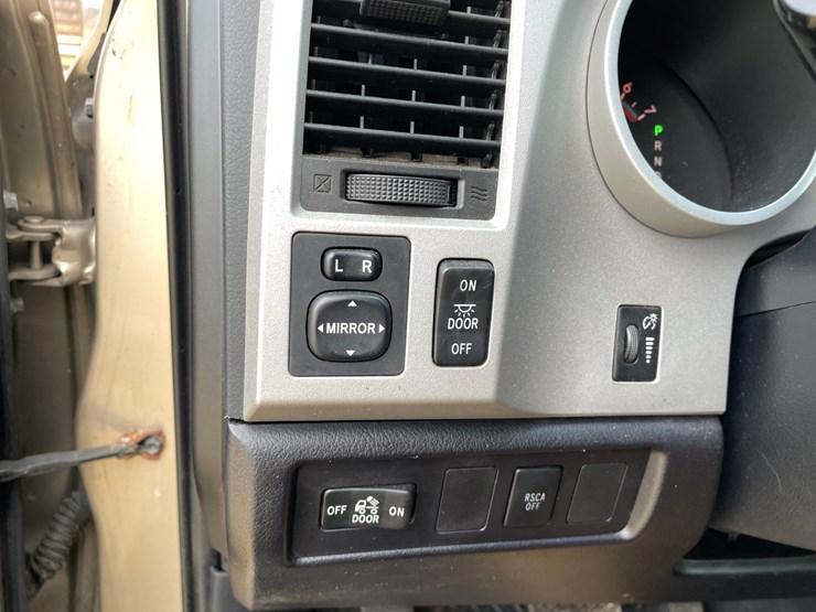 2007-toyota-tundra-sr5-image-84