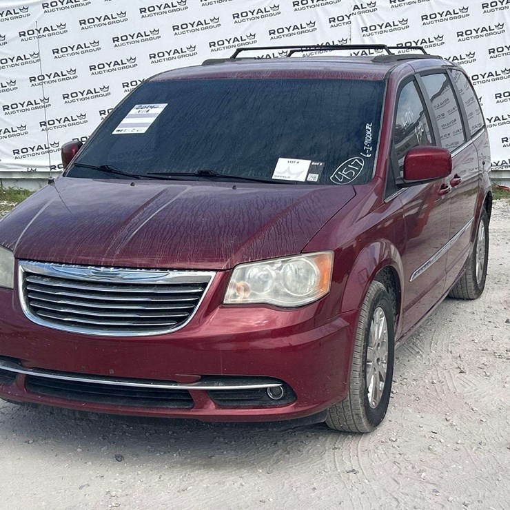 2014 CHRYSLER TOWN & COUNTRY