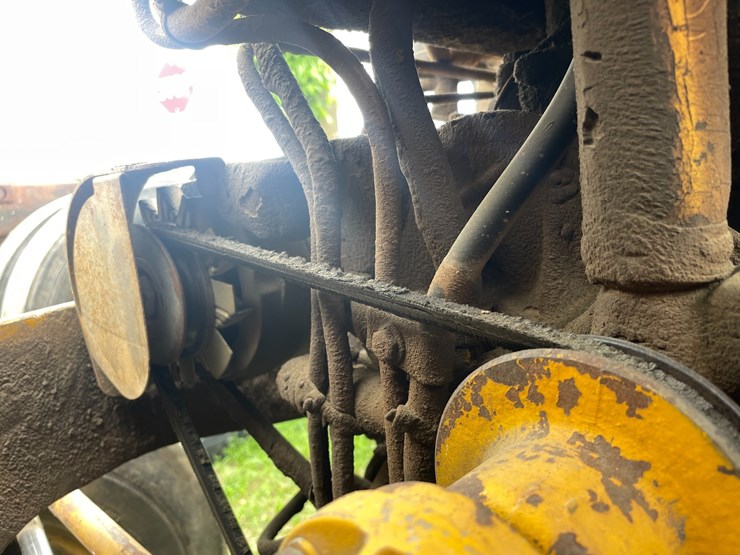 #302-•-liftmaster-rough-terrain-forklift-(boyceville-wi)-image-87