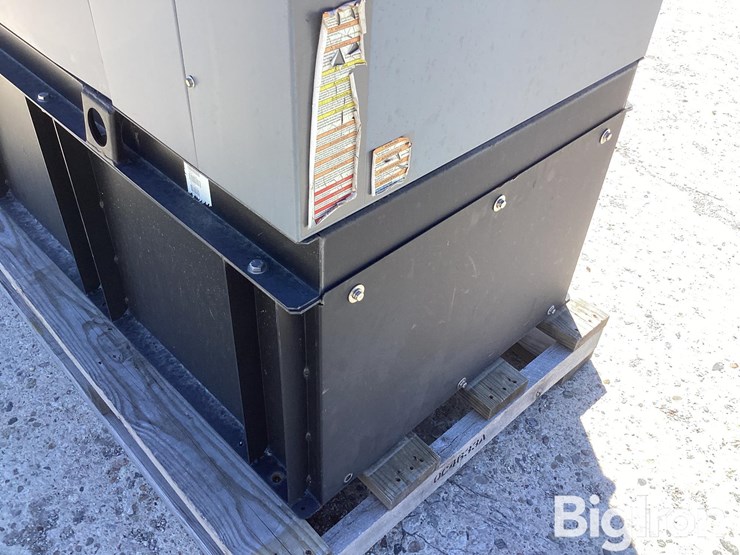 2018-generac-g0071900-15kw-generator-image-12
