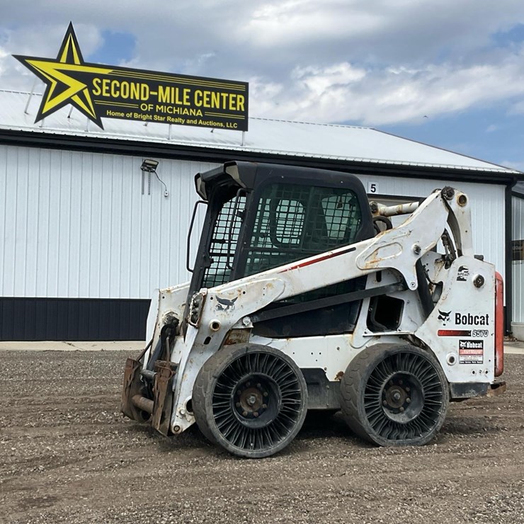 2014 BOBCAT S570