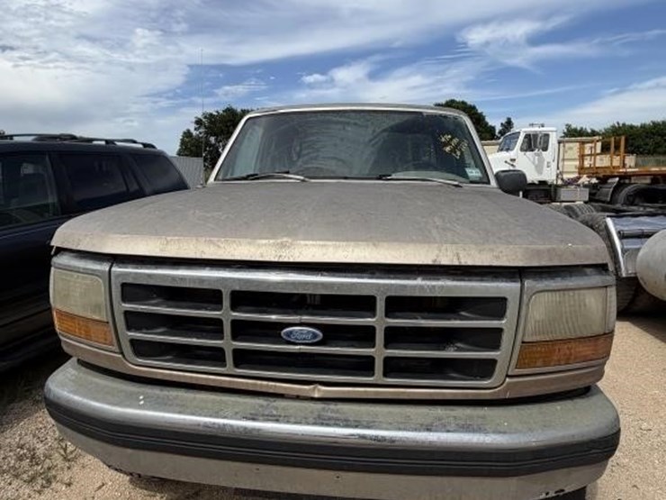 l2---1993-ford-pick-up-image-3