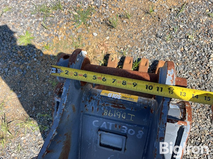 strickland-18"-mini-excavator-bucket-image-17