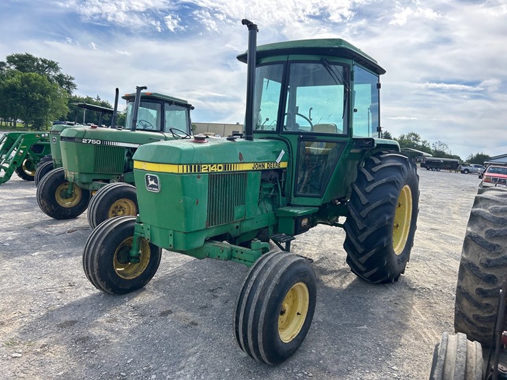john-deere-2140-image-2