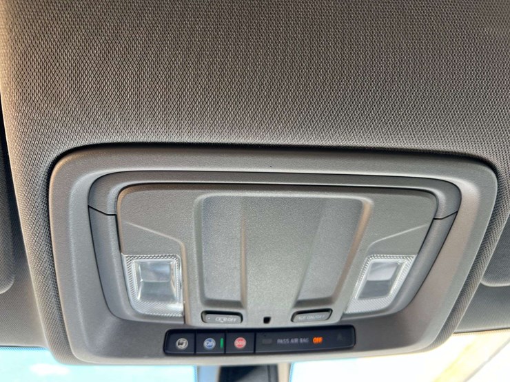 2021-chevrolet-silverado-1500-image-46