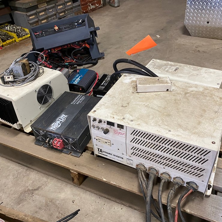 #7511 • Various Power Systems and Inverters (Antigo, WI)