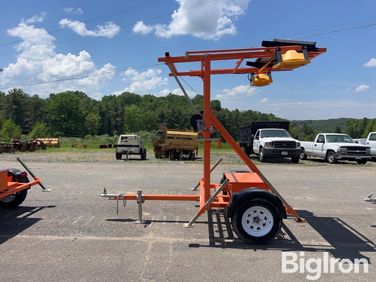 2023-wanco-traffic-control-trailered-caution-sign-image-8