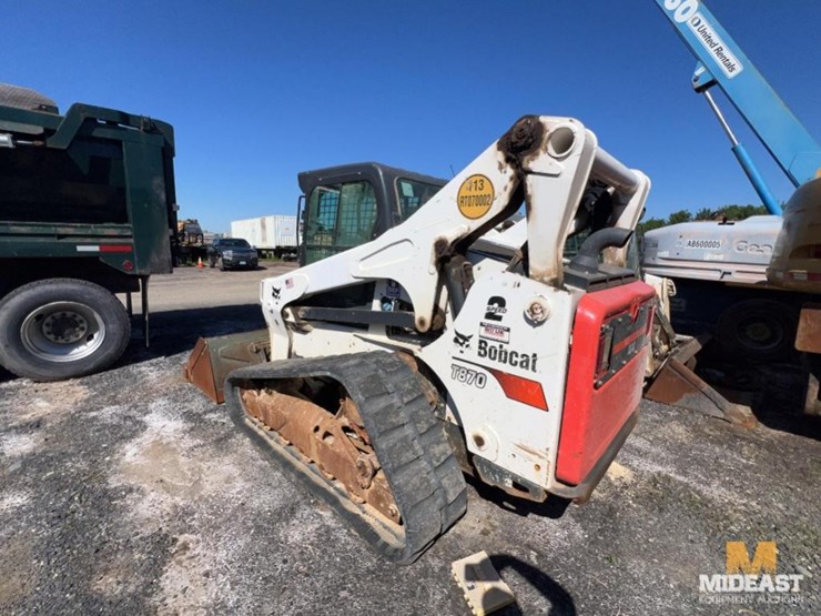 2021-bobcat-t870-image-6