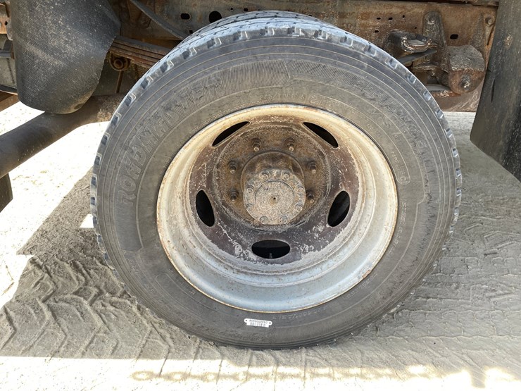 2003-ford-f550-image-118