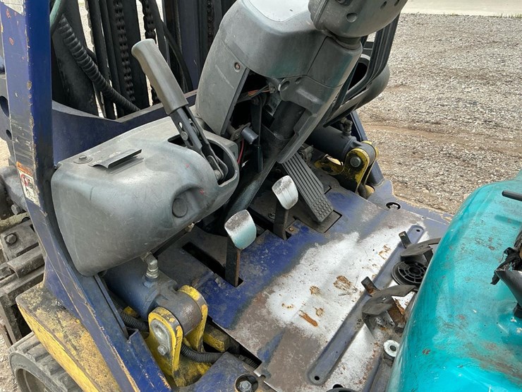 2000-komatsu-fg25st-12-image-8