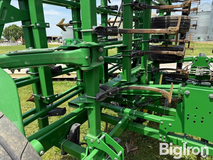2018-john-deere-2018-image-13