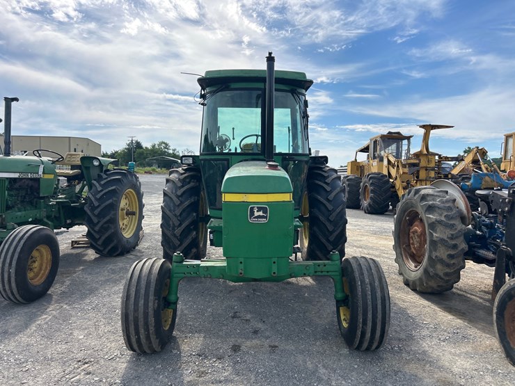 john-deere-2140-image-3