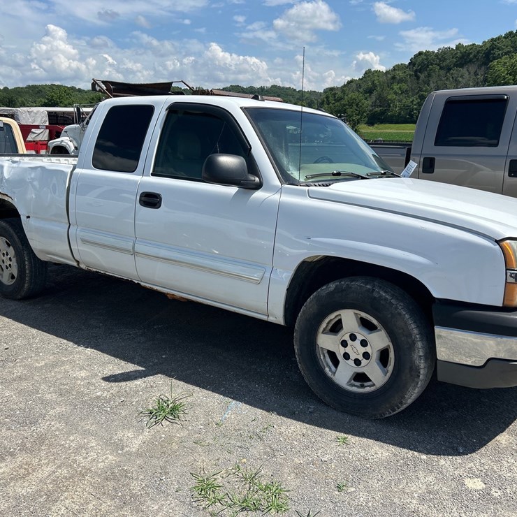 2004 CHEVROLET 1500
