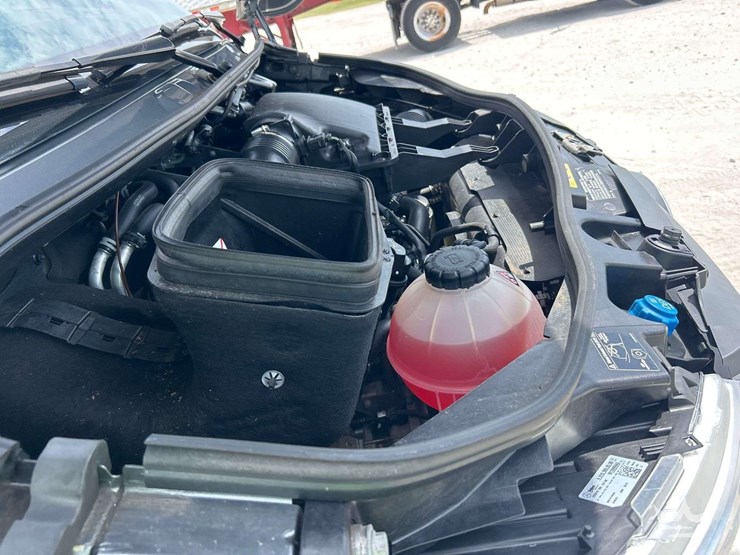 2021-mercedes-benz-sprinter-4500-image-8
