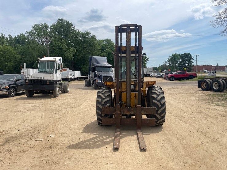 #302-•-liftmaster-rough-terrain-forklift-(boyceville-wi)-image-2