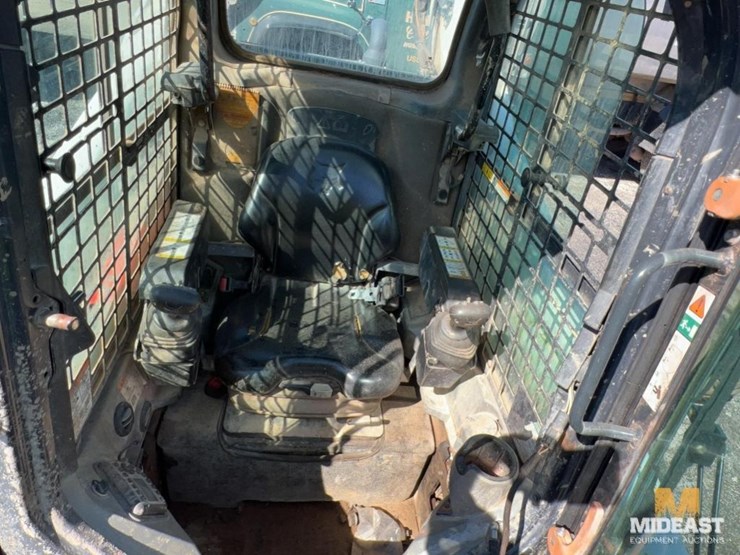 2017-bobcat-t870-image-11