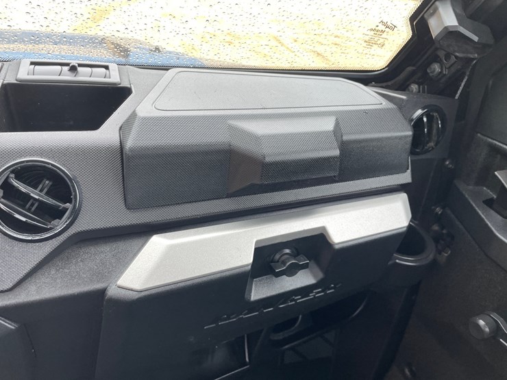 2020-polaris-ranger-image-40