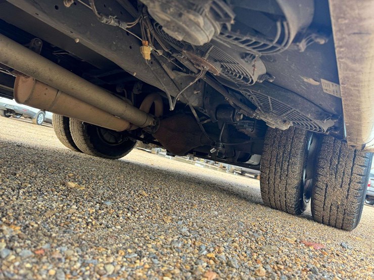 2018-ford-e350-image-27