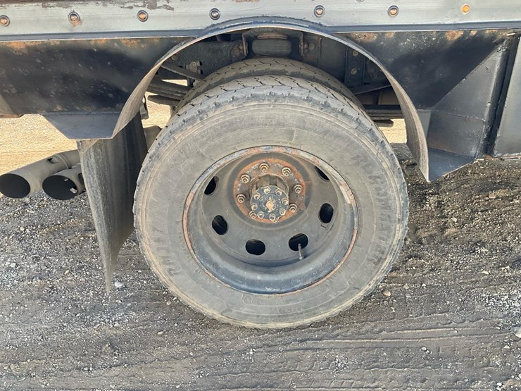 2017-ford-f350-image-47