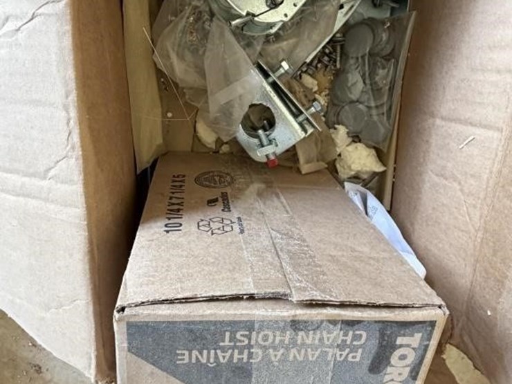 sl--unused-10x8-roll-up-door-image-3